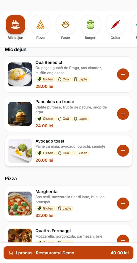 Clientul comandă de pe telefon